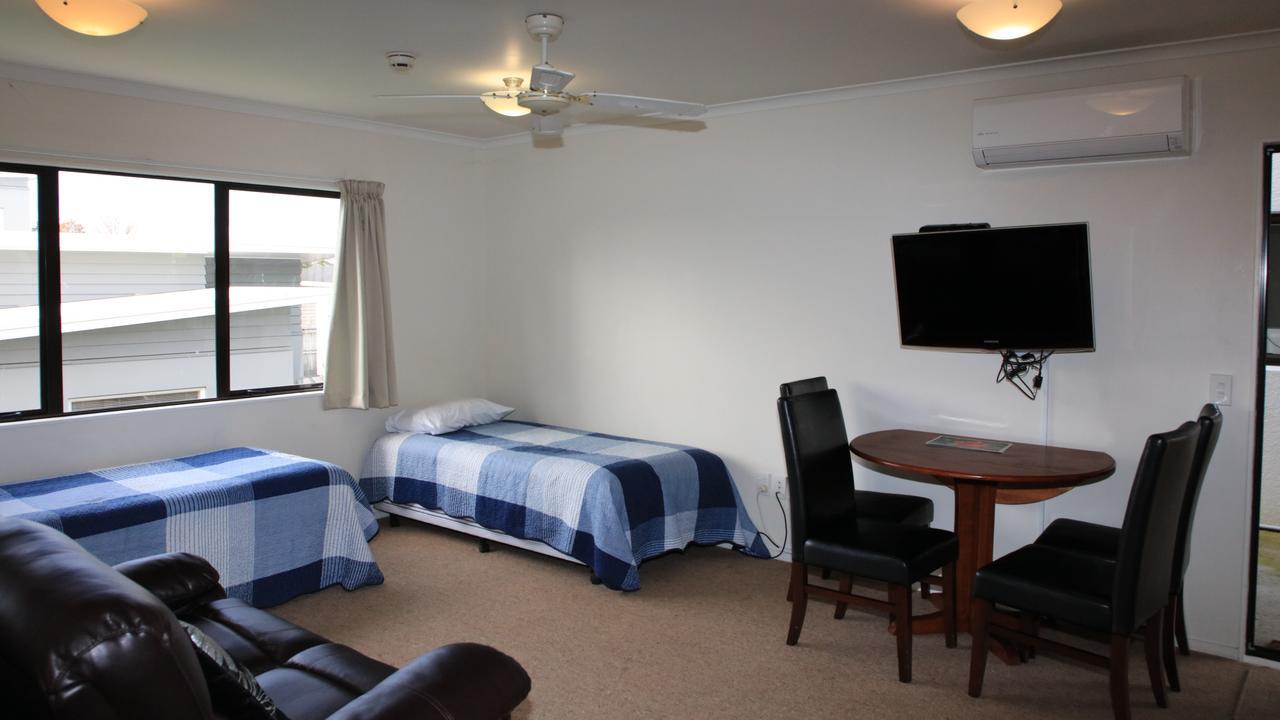 Bk'S Counties Motor Lodge Pukekohe Εξωτερικό φωτογραφία