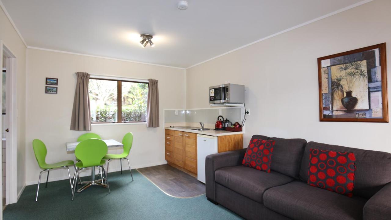 Bk'S Counties Motor Lodge Pukekohe Εξωτερικό φωτογραφία