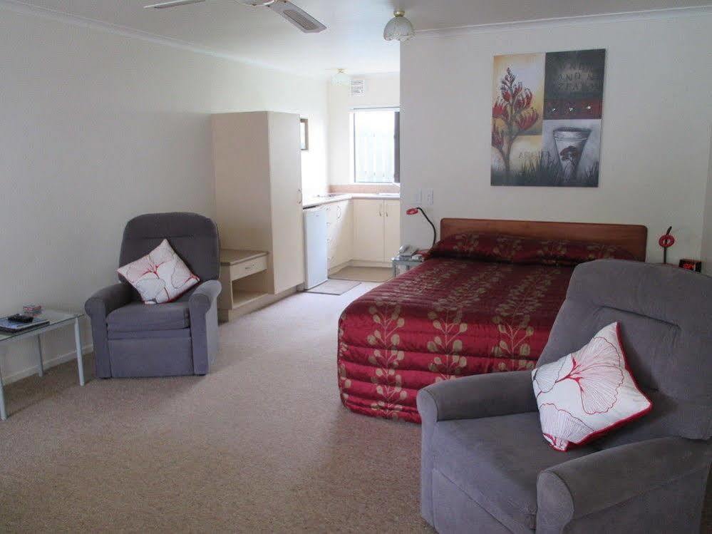 Bk'S Counties Motor Lodge Pukekohe Εξωτερικό φωτογραφία